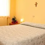 Mater Gratiae Отель
