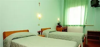 Mater Gratiae Hotel 2*