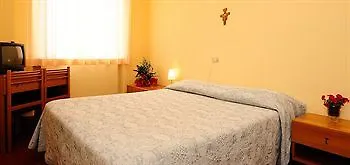 Mater Gratiae Отель